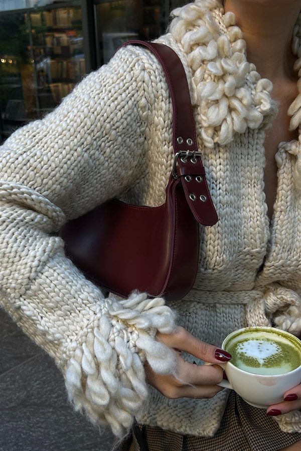Chic Structured Shoulder Bag - Image 9