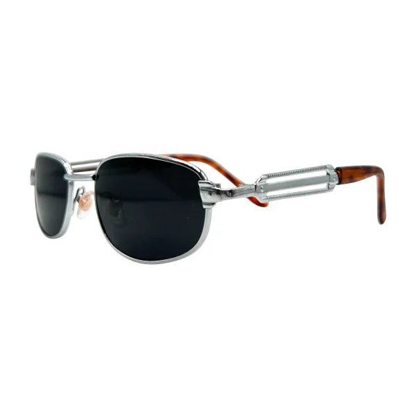 Stylish Eyewear for the Urban Fashion Aficionado - Image 3