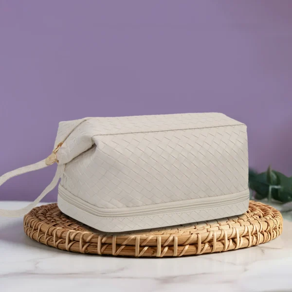 Elegant Woven Cosmetic Bag