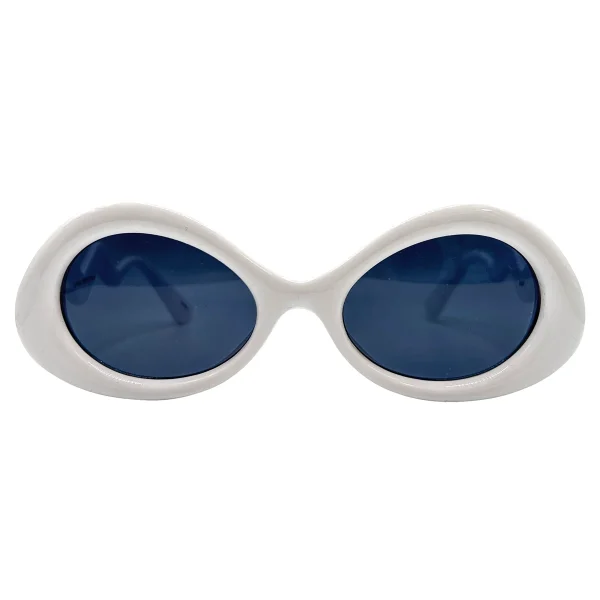 Fashion-Forward Eyewear for the Modern Visionary - Image 10