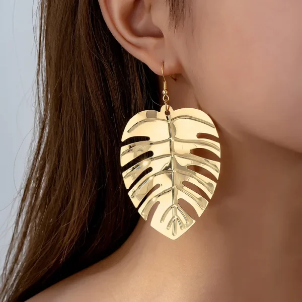 Lightweight Leaf Drop Earrings