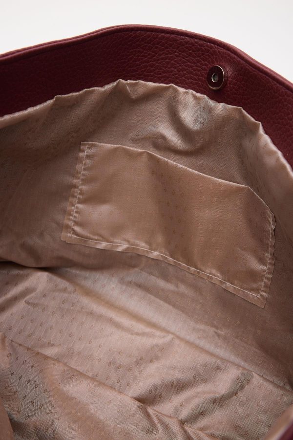 Chic Maroon Handbag - Image 6