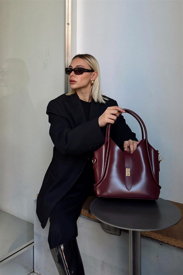 Elegant Burgundy Faux Leather Handbag - Image 5
