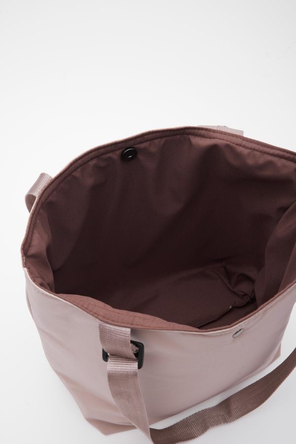Chic Casual Tote Bag - Image 5