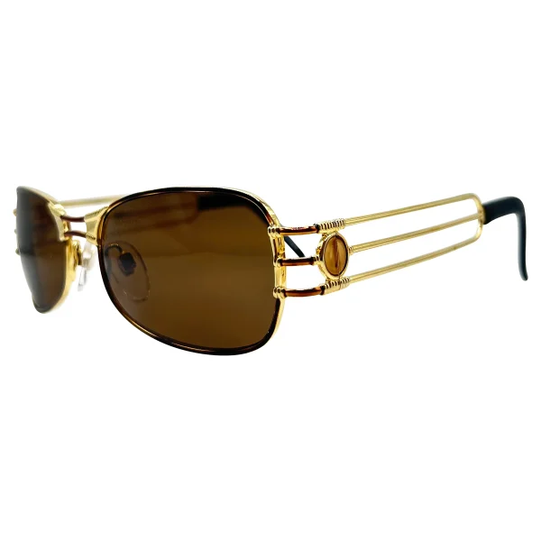Fashion-Forward Frames for the Confident Trendsetter - Image 3