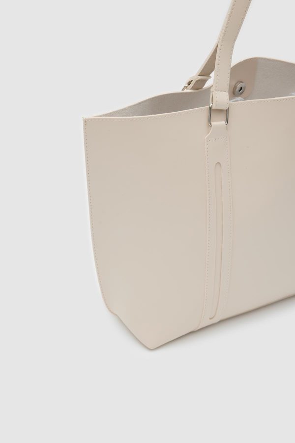 Elegant Beige Tote Bag - Image 6