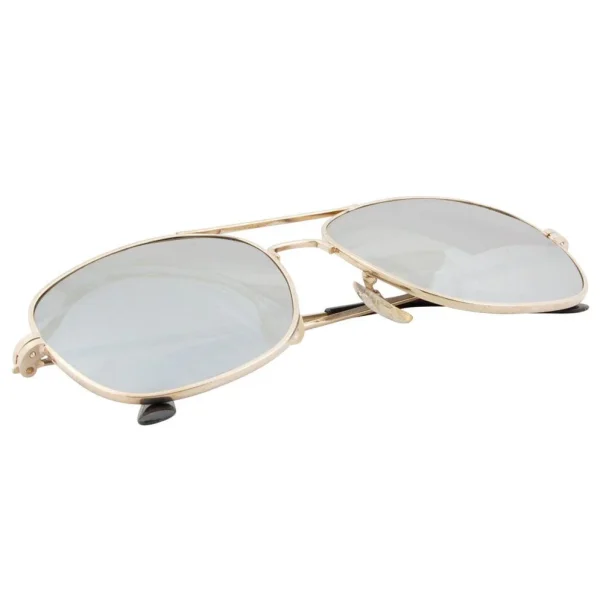 Timeless Frames for the Fashion-Forward Individual - Image 2